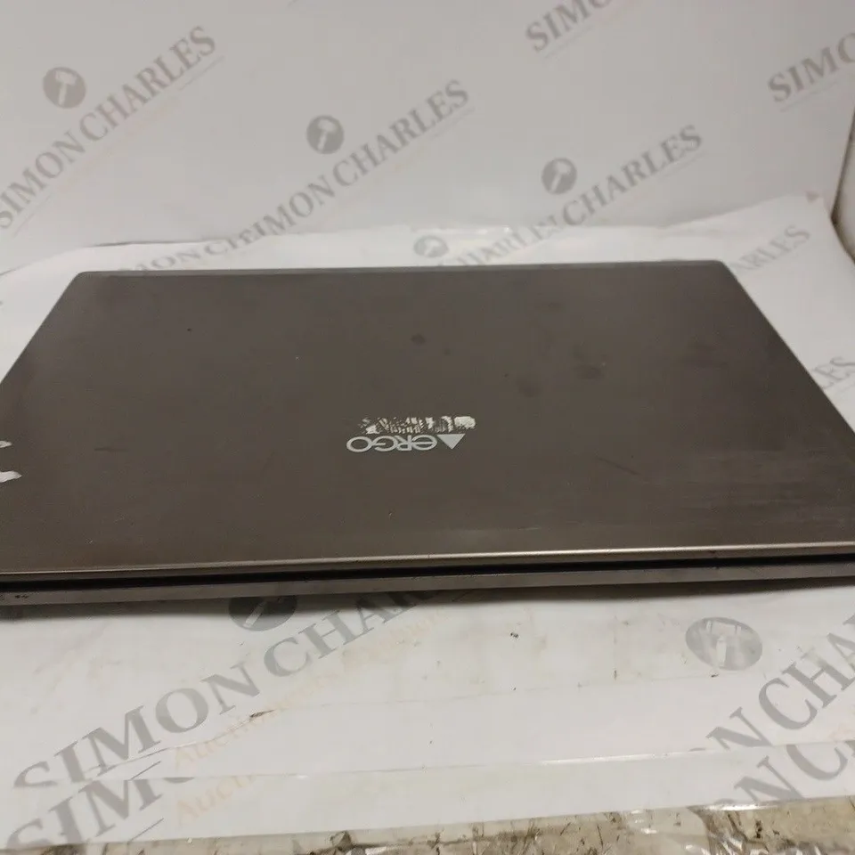 ERGO W655SZ SERIES LAPTOP 