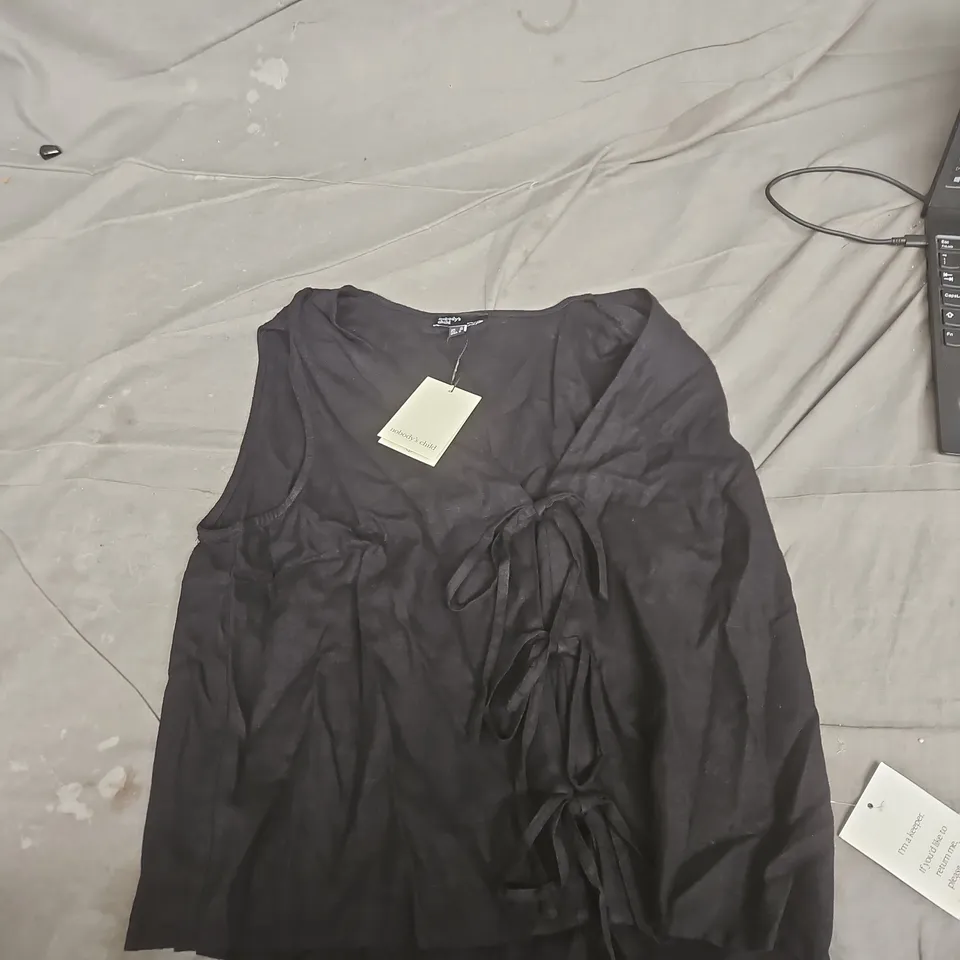 NOBODY'S CHILD TEESA TOP – BLACK, UK 10 (EU 38, US 6)