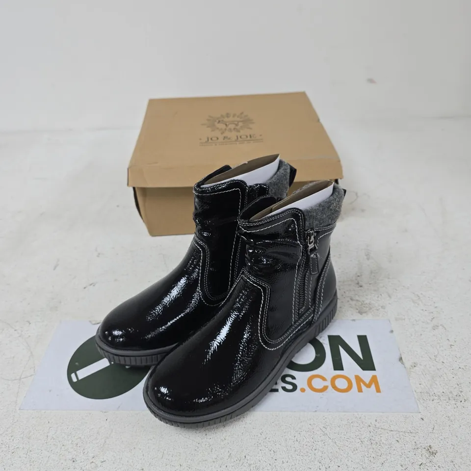 JO & JOE SUTTON BLACK CRINKLE PATENT BOOTS – UK 4