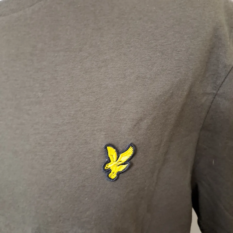 LYLE AND SCOTT LOGO CASUAL T-SHIRT SIZE M 