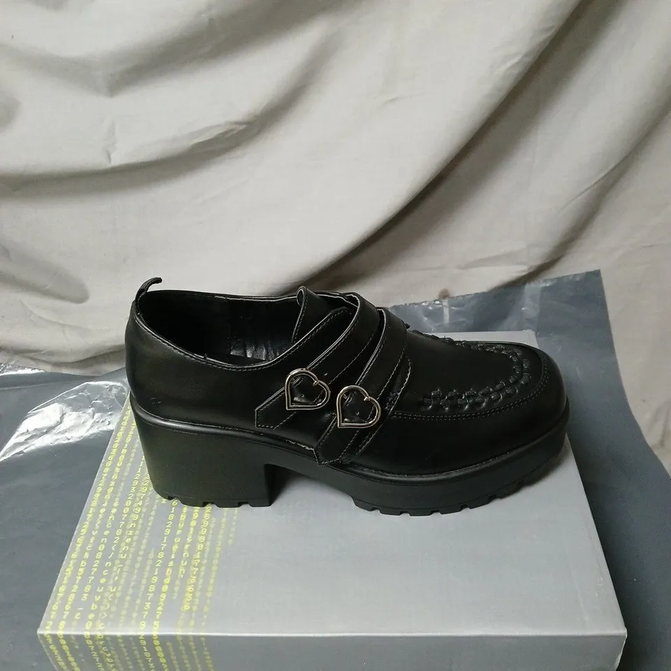 KOI IAGO METAL HEART OXFORD PLATFORM SHOES BLACK BOXED SIZE 8