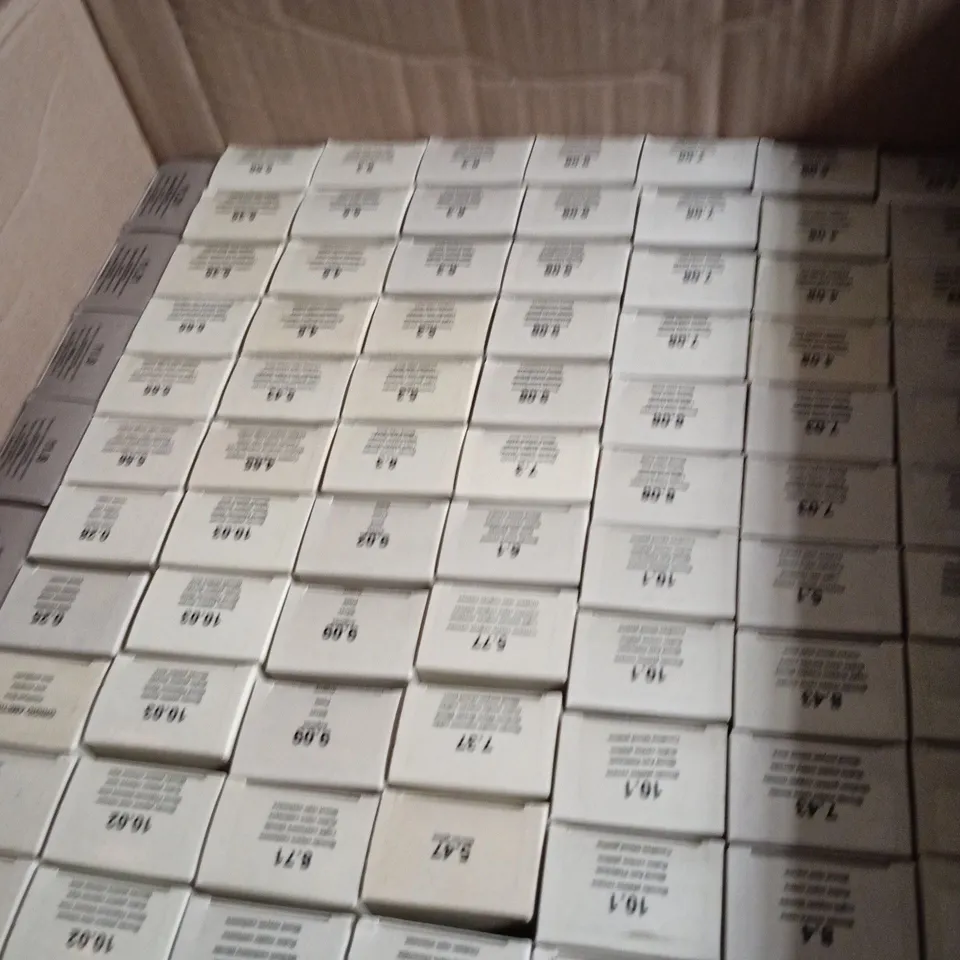 BOX OF APPROXIMATELY 80 BULBS & ROOTS HAIR CREAM COLOUR 100ML 