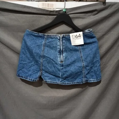 STRADIVARIUS DENIM SKORT – UK 12 (EU 40), BLUE