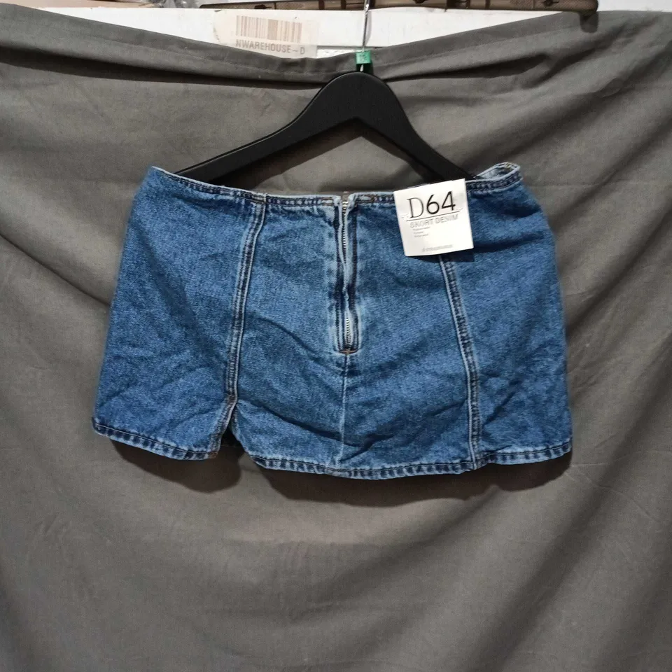 STRADIVARIUS DENIM SKORT – UK 12 (EU 40), BLUE