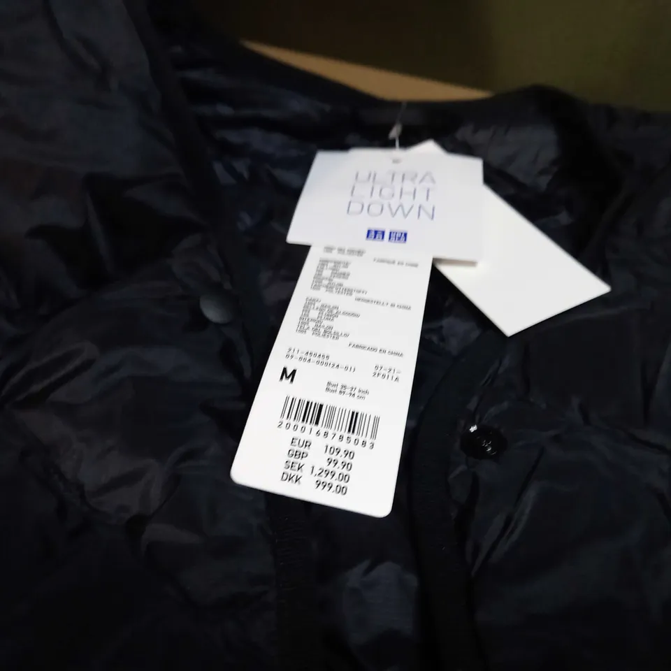 UNIQLO BLACK ULTRA LIGHT DOWN JACKET - MEDIUM