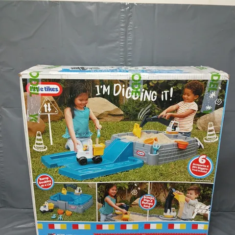 BOXED LITTLE TIKES DIRT DIGGERS EXCAVATOR SANDBOX