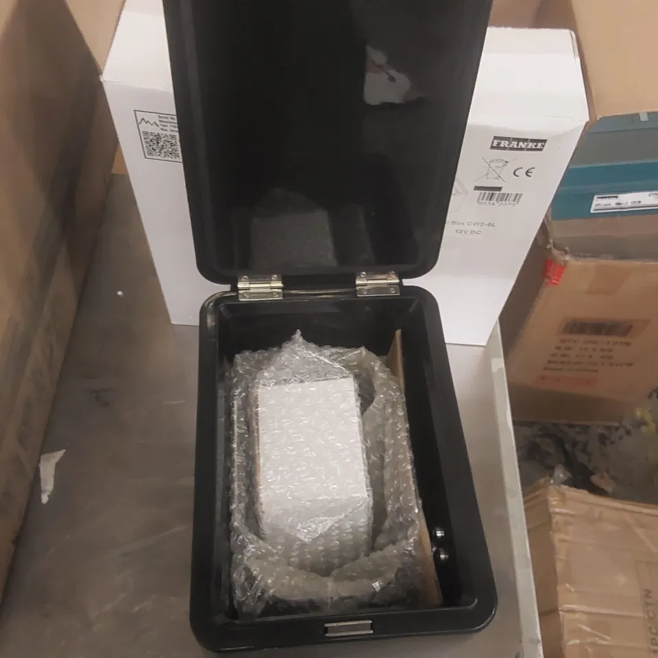 BOXED FRANKE COOL BOX