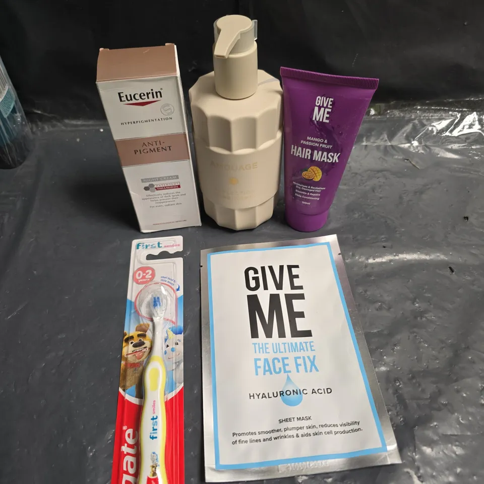 APPROXIMATEY 20 ASSORTED HEALTH AND BEAUTY PRODUCTS TO INCLUDE - EUCERIN NIGHT CREAM - GIVE ME HAIR MASK AND COLGATE KIDS TOOTHBRUSH