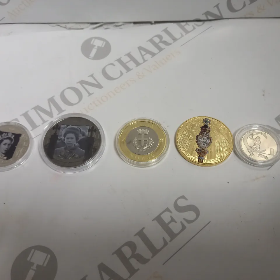 BAG TO CONTAIN APPROX. 17 X ASSORTED COLLECTORS COINS & MEDALS. DESIGNS VARY 