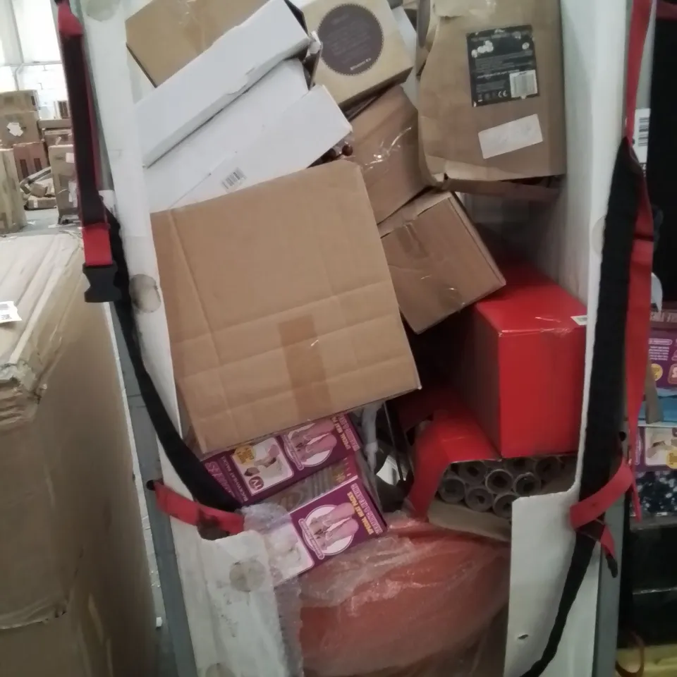 CAGE OF ASSORTED HOUSEHOLD GOODS AND PRODUCTS TO INCLUDE;LED STRING LIGHTS,POT OF DREAMS SAVING TIN,CHRISTMAS PAPER