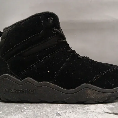 BOXED PAIR OF NATURCONTACT ANKLE BOOTS IN BLACK SIZE EU 38