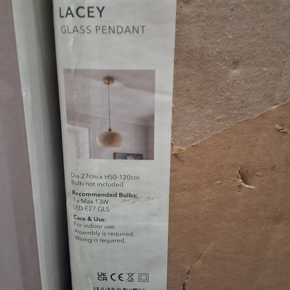 BOXED LACEY GLASS PENDANT