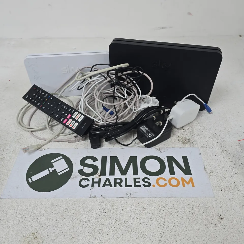 APPROXIMATELY 12 ASSORTED HOUSEHOLD ITEMS TO INCLUDE ROUTERS, CABLES, REMOTES, ETC