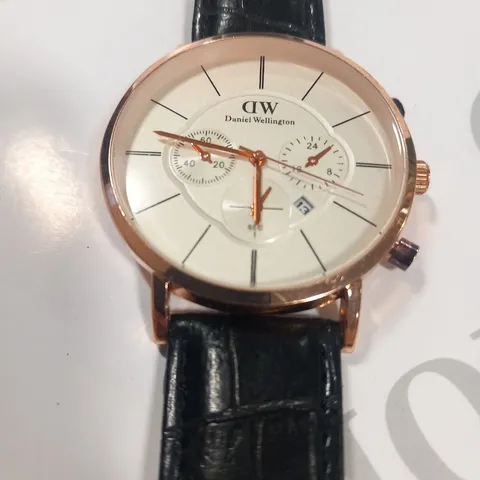 DANIEL WELLINGTON WRIST WATCH