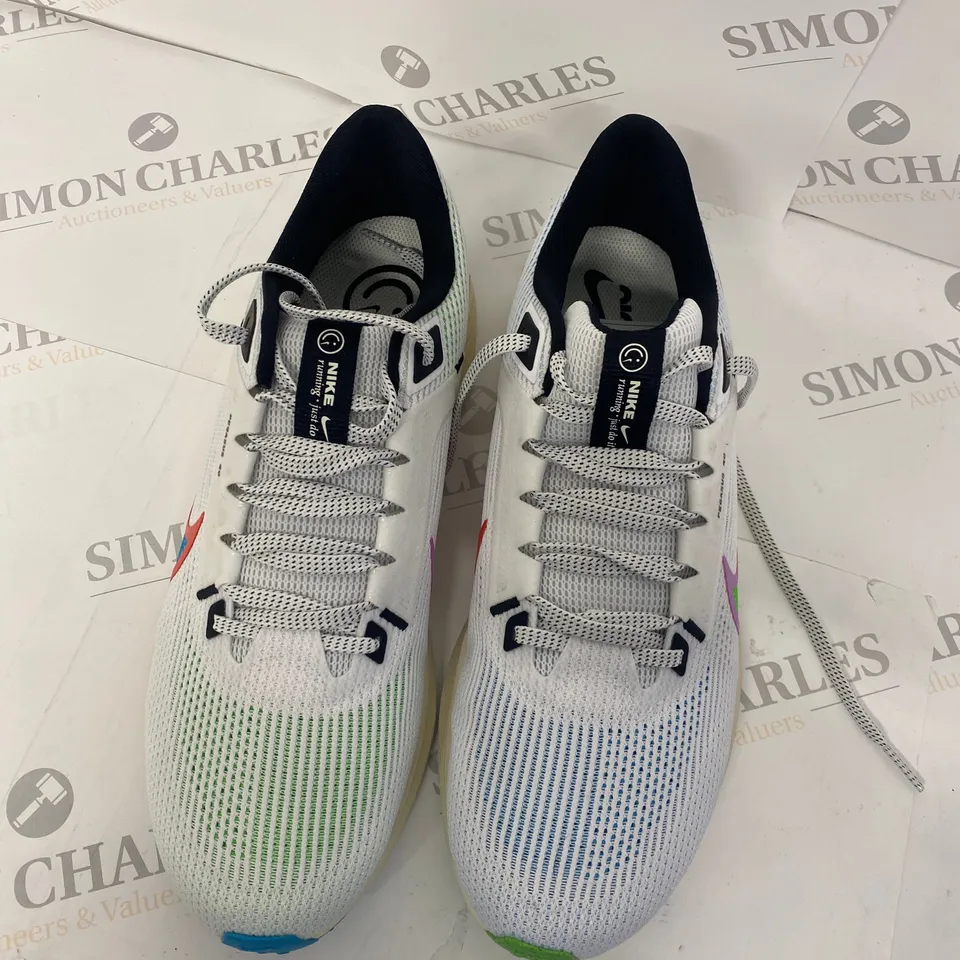 PAIR OF NIKE PEGASUS GREEN/BLUE TRAINERS SIZE 8.5