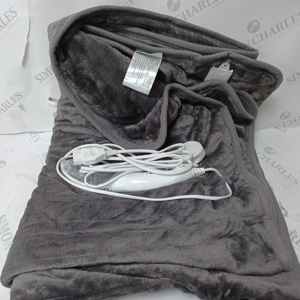 COZEE HOME VELVETSOFT HEATED THROW IN CHARCOAL 