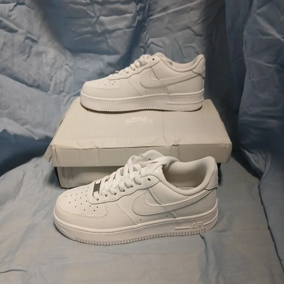 NIKE AIR FORCE 1 '07 WHITE SNEAKERS – UK 5.5 (US 8, EU 38)