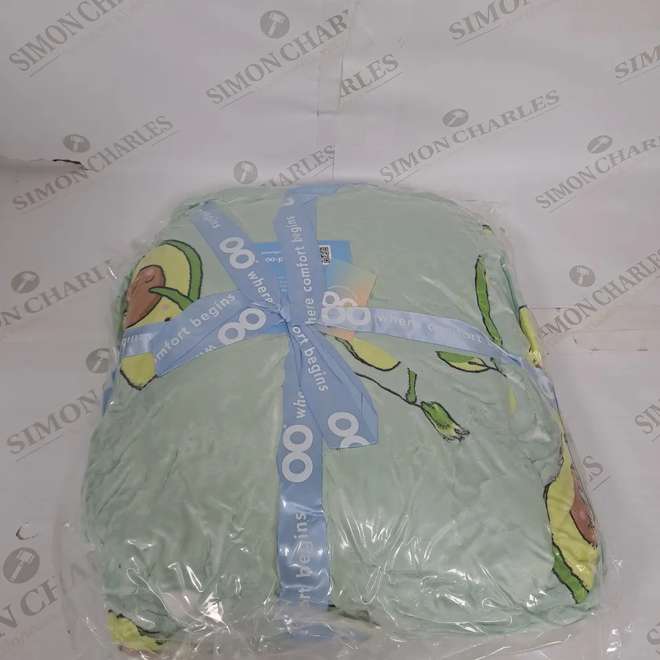 OODIE HOODED OVERSIZED BLANKET - AVACADO
