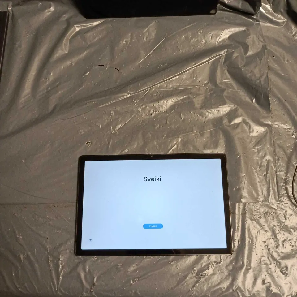 SAMSUNG GALAXY TAB X200 32GB TABLET (SM-X200)