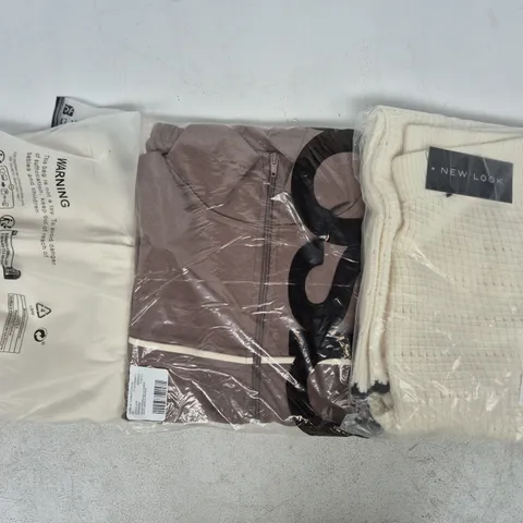 APPROXIMATELY 20 ASSORTED CLOTHING AND FASHION PRODUCTS IN VARIOUS STYLES AND SIZES - COLLECTION ONLY