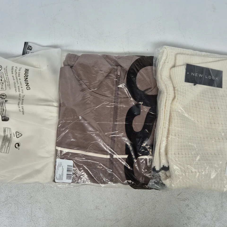 APPROXIMATELY 20 ASSORTED CLOTHING AND FASHION PRODUCTS IN VARIOUS STYLES AND SIZES - COLLECTION ONLY