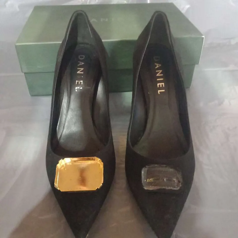 BOXED DANIEL NATALIA BLACK SIZE 41