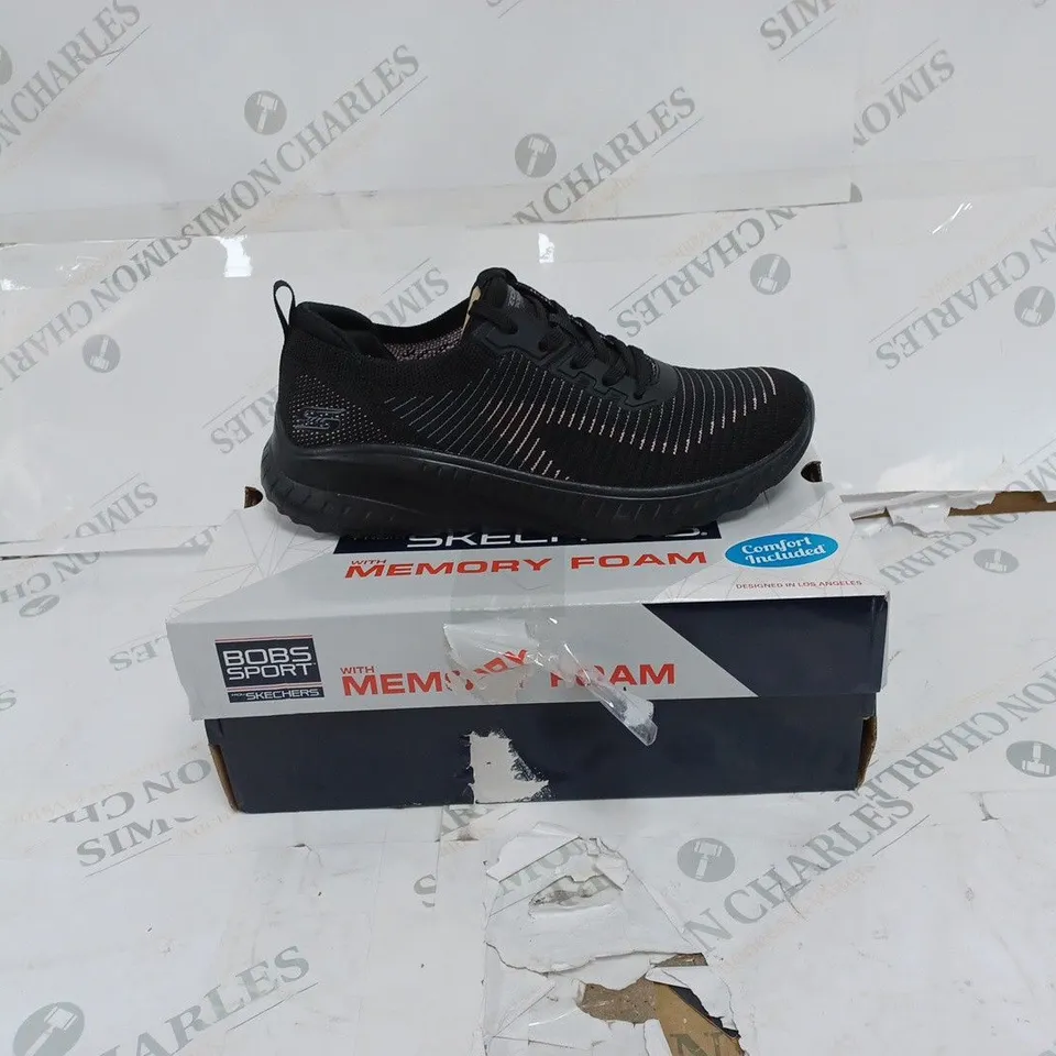 BOXED SKECHERS BLACK CHAOS LACE TRAINERS- SIZE 5