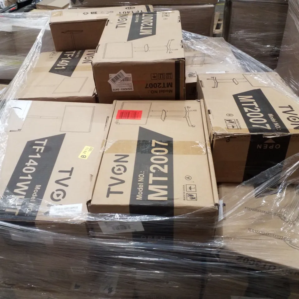 PALLET CONTAINING ASSORTED TV MOUNTS