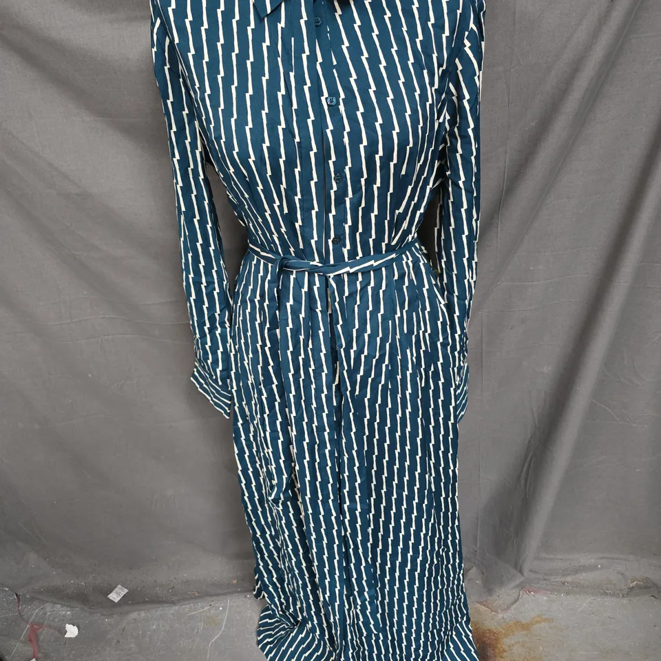 HOBBS SERPENTINE DRESS IN GREEN CREAM SIZE 16