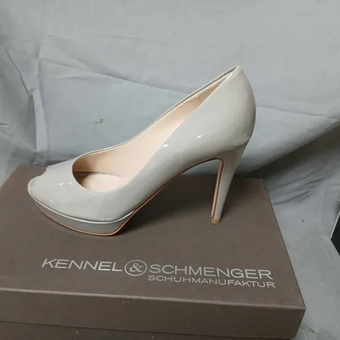 KENNEL & SCHMENGER GREY PATENT LEATHER PEEP-TOE HIGH HEELS – UK 4.5