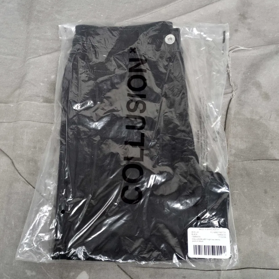 BAGGED COLLUSION HIGH RISE SKINNY JEANS IN BLACK - W28/L30