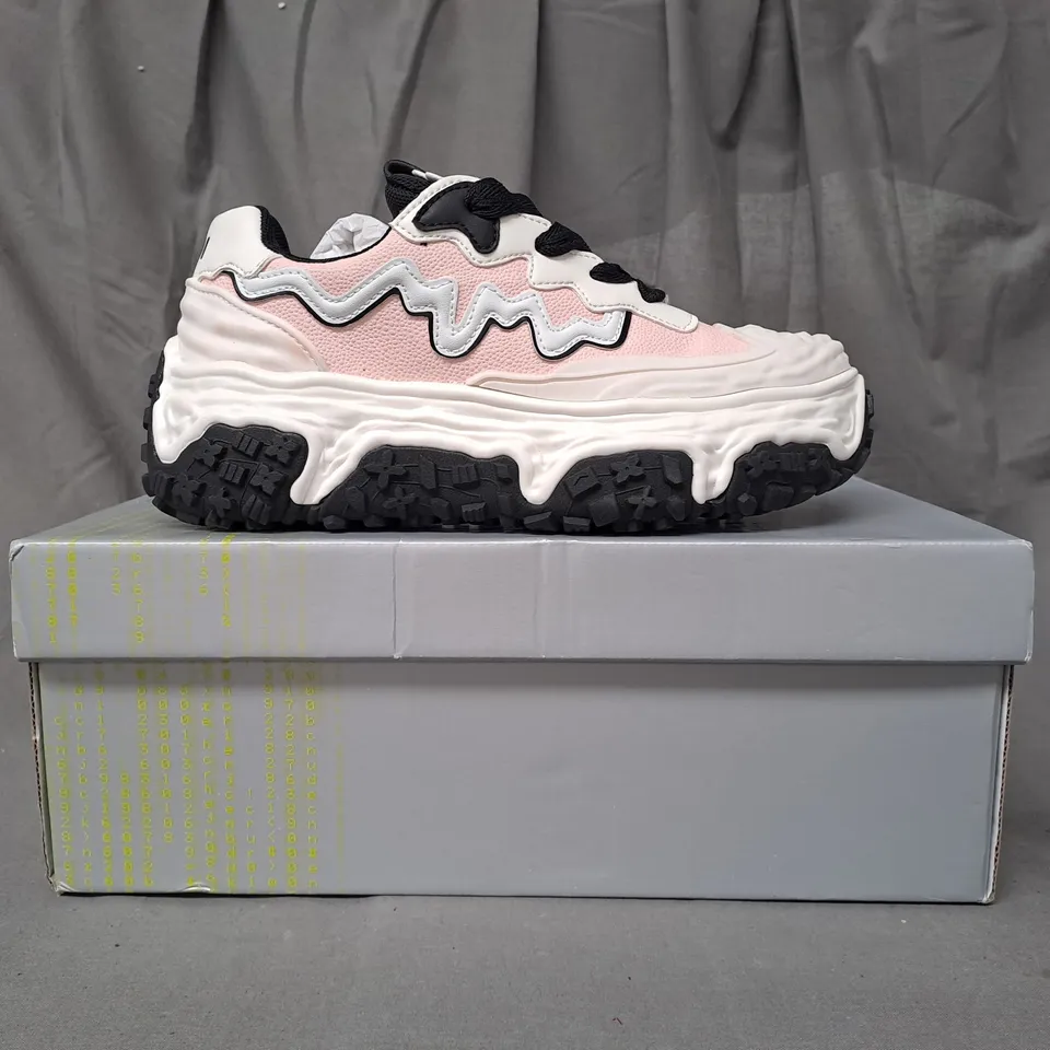 BOXED PAIR OF KOI VEGAN LAYER CAKE CHUNKY TRAINERS IN WHITE UK SIZE 4