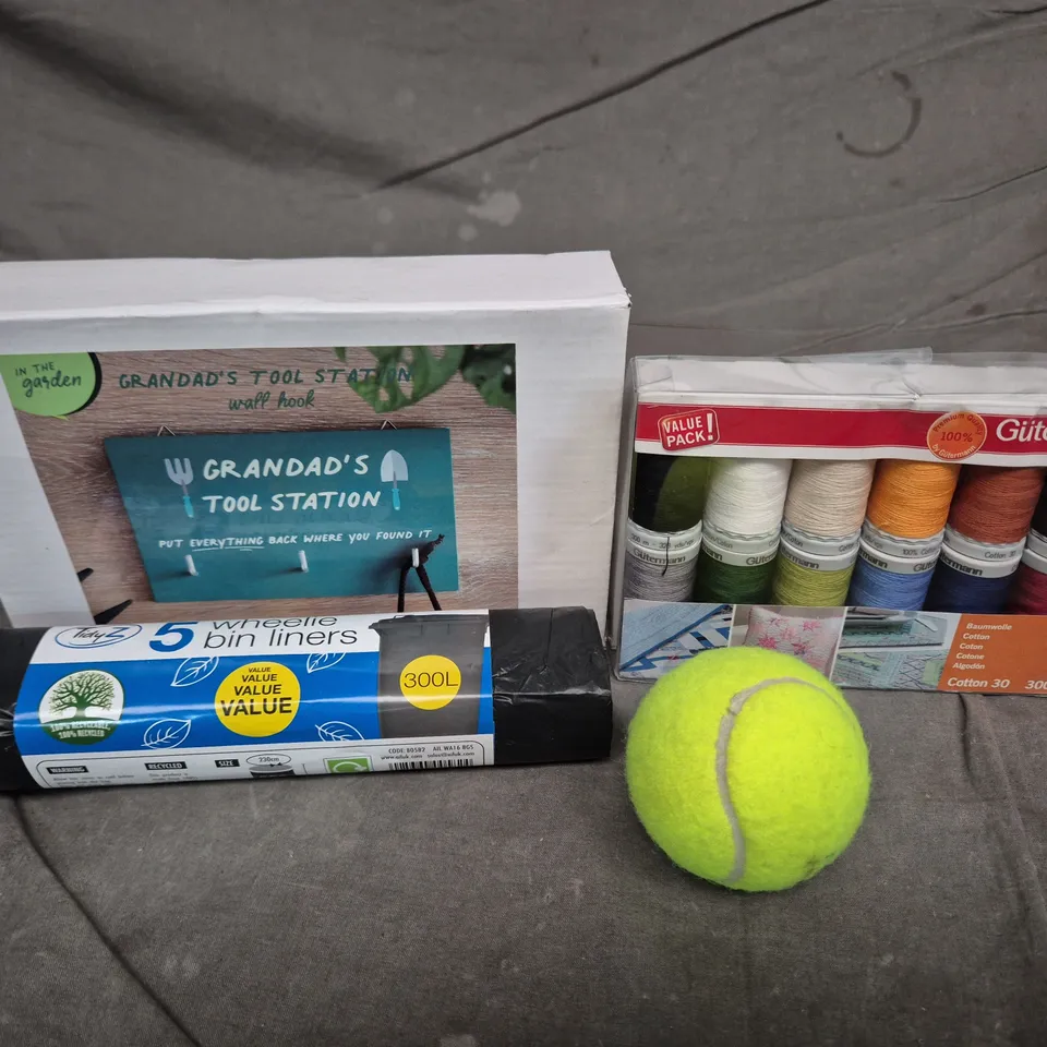 APPROXIMATELY 15 ASSORTED HOUSEHOLD ITEMS TO INCLUDE GUTERMANN COTTON THREADS - WHEELIE BIN BAGS AND TENNIS BALL