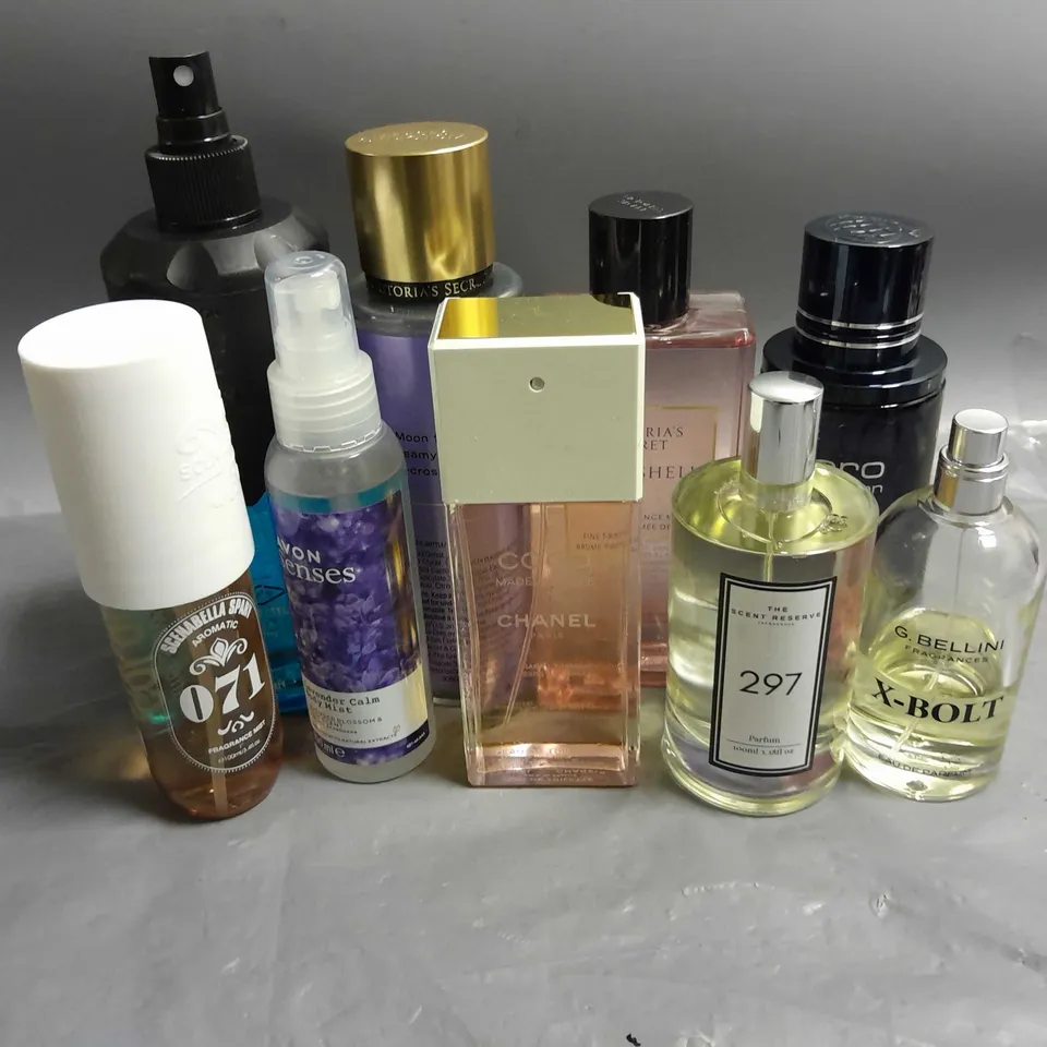 BOX OF APPROXIMATELY 10 ASSORTED UNBOXED FRAGRANCES TO INCLUDE - CHANEL COCO MADEMOISELLE - VICTORIA'S SECRET BOMBSHELL - G.BELLINI X-BOLT - ETC - COLLECTION ONLY