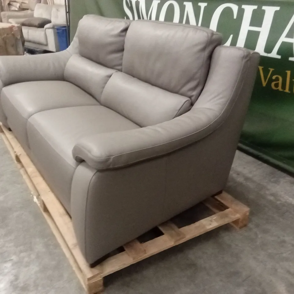 QUALITY DESIGNER ITALIAN MADE DEGANO 3 SEATER LEATHER SOFA