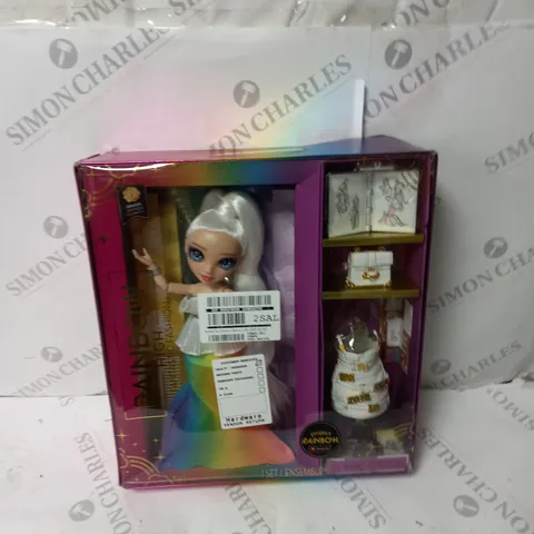 RAINBOW HIGH FANTASTIC FASHION DOLL