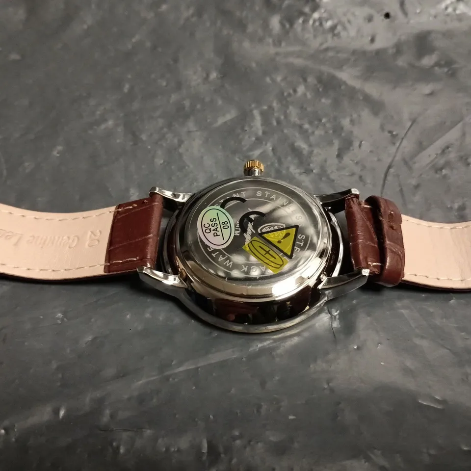 HENRY'S WATCHES - MEN'S WRISTWATCH WITH BROWN LEATHER STRAP – BLACK DIAL