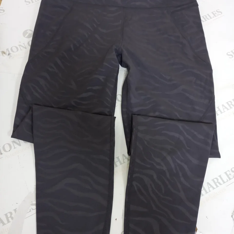 SWEATY BETTY DARK GREY GYM LEGGINGS SIZE M
