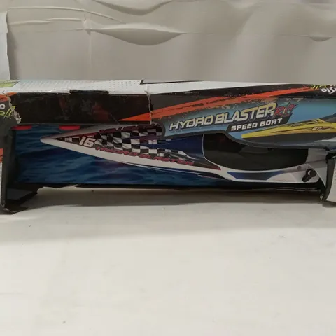 BOXED MAISTO TECH RC HYDRO BLASTER SPEED BOAT – REMOTE CONTROLLED