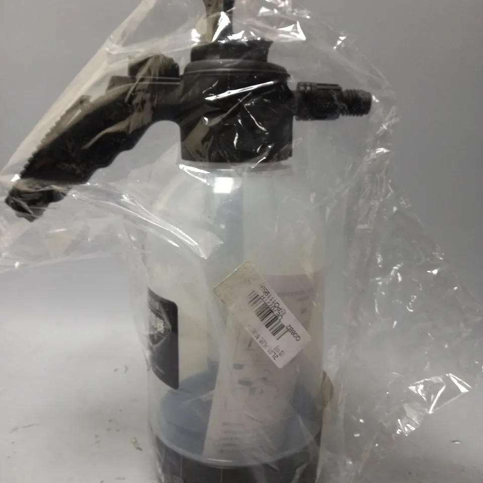 UNBRANDED SPRAY BOTTLE 