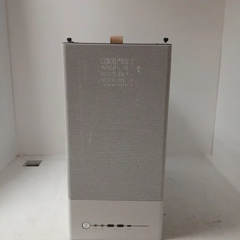 FRACTAL NORTH COMPUTER CASE – WHITE (BOXED)