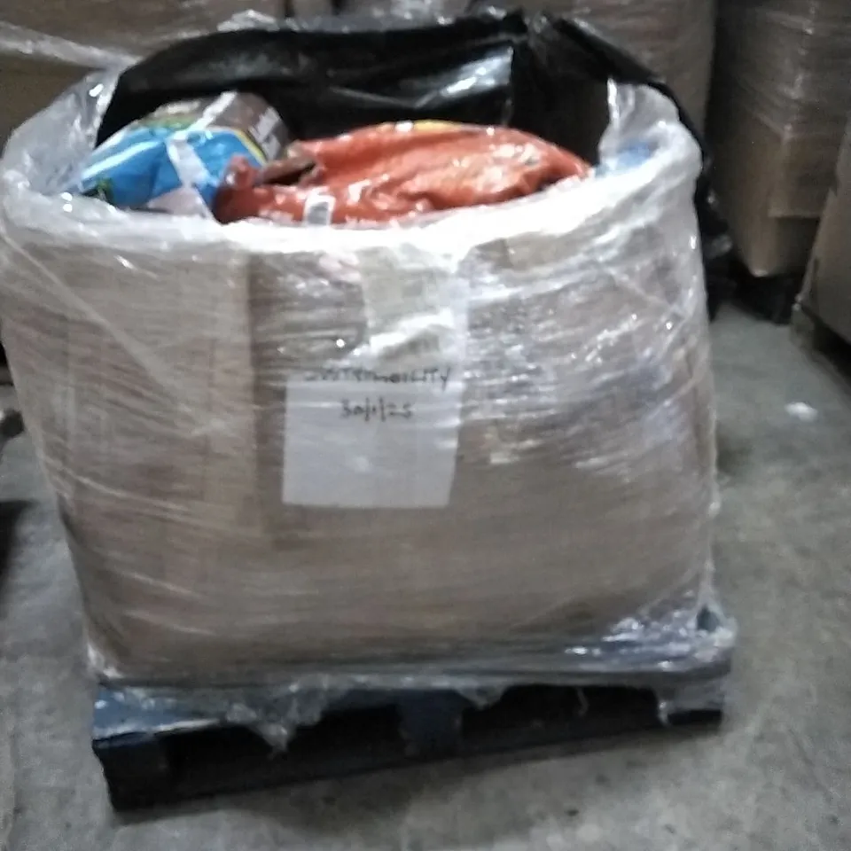 PALLET CONTAINING LARGE QUANTITIES OF COMPOST AND BARK