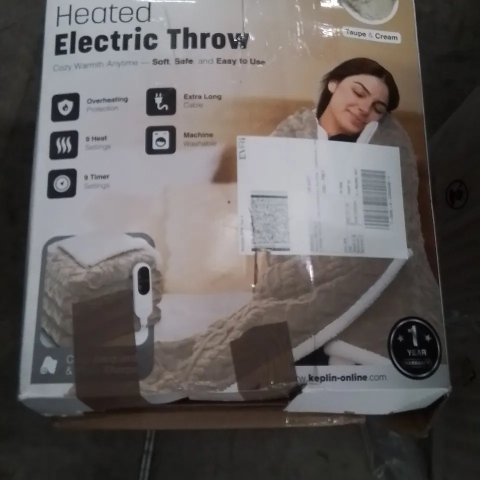 BOXED KEPLIN HEATED ELECTRIC THROW TAUPE&CREAM