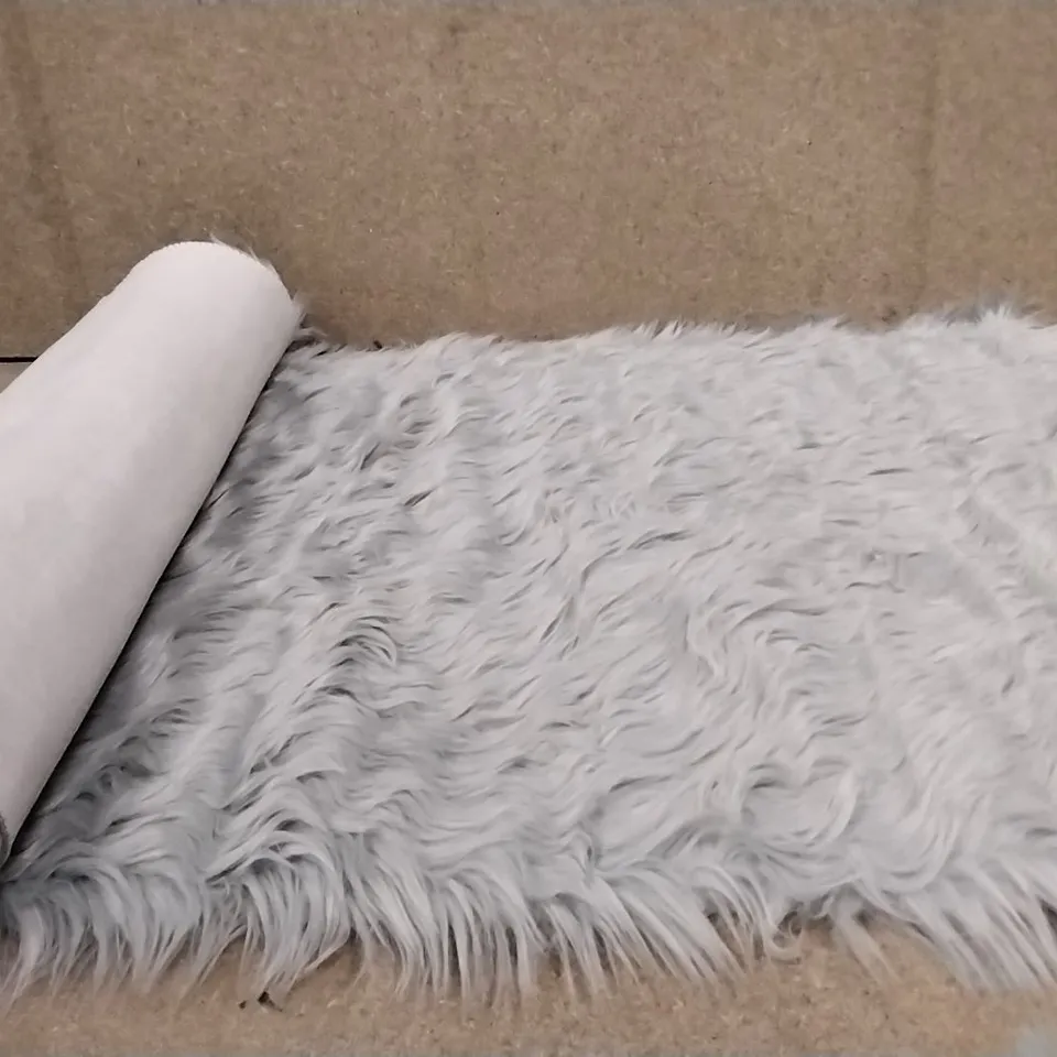 BRAND NEW PACO HOME GREY PLAYA RUG SIZE 50CM X 150CM