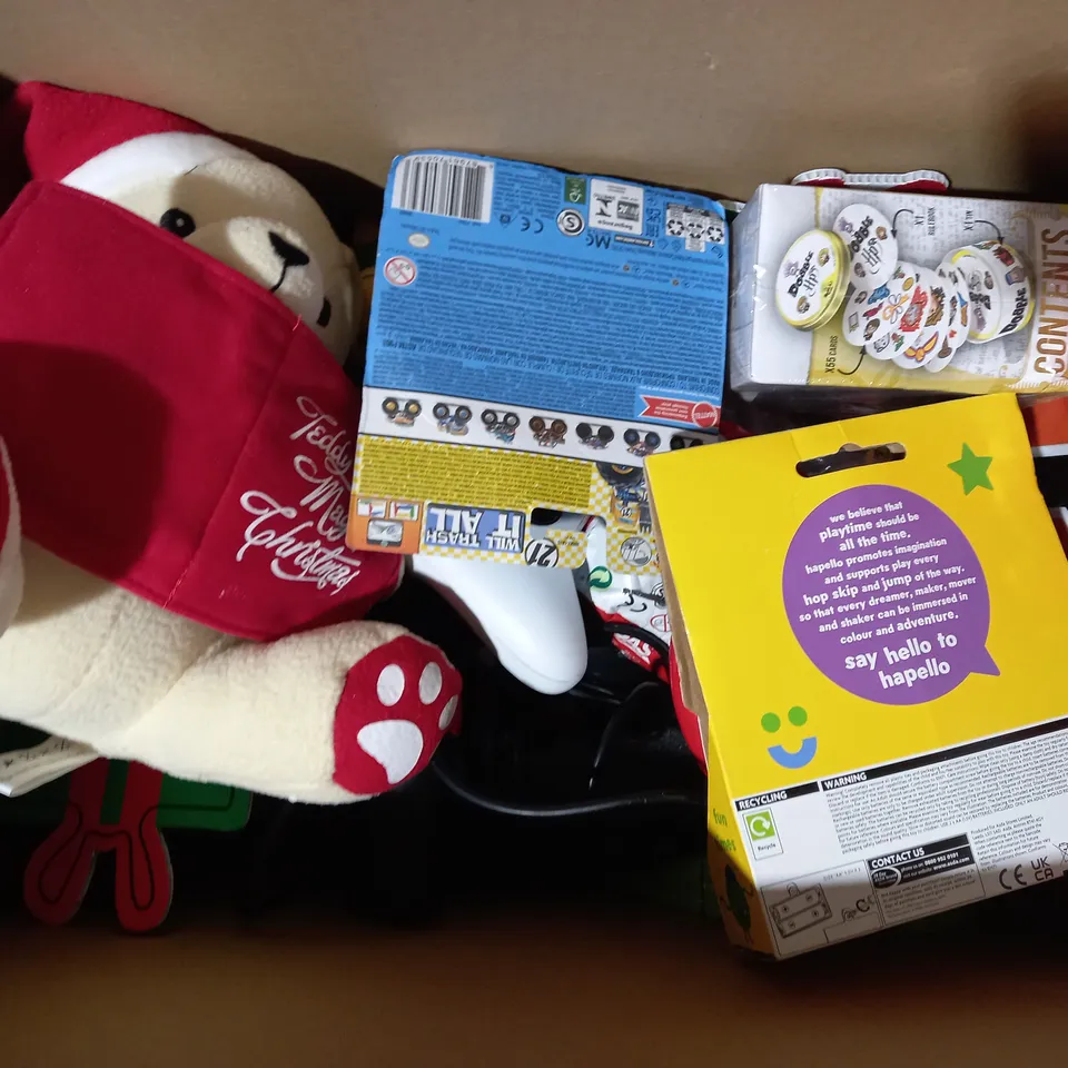 BOX OF APPROXIMATELY 10 ASSORTED TOYS AND GAMES TO INCLUDE HAPELLO LITTLE STEERING WHEEL, XBOX ONE WIRELESS CONTROLLER, HOT WHEELS MONSTER TRUCKS TOY, ETC