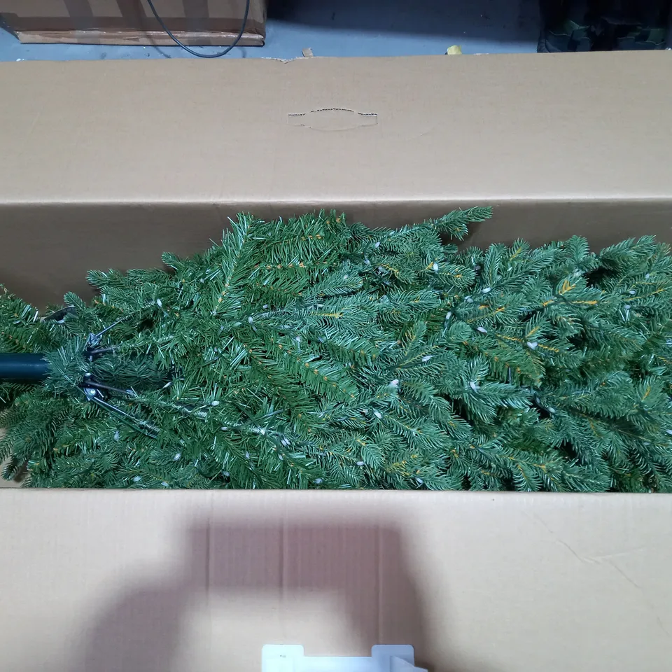 PRELIT CRISTMAS TREE NATURAL 5 FT - COLLECTION ONLY