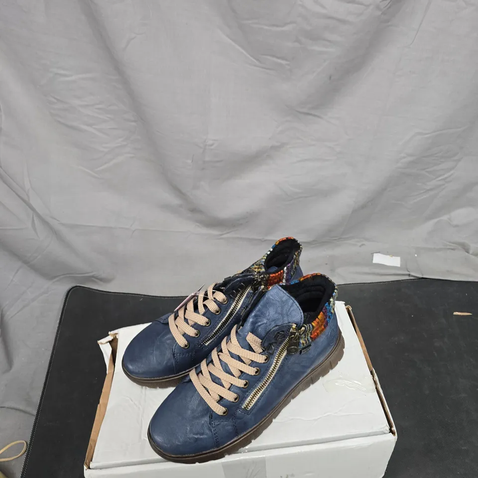 RIEKER WOMEN'S BLUE LEATHER TRAINERS WITH MULTICOLOURED KNIT COLLAR UK 4