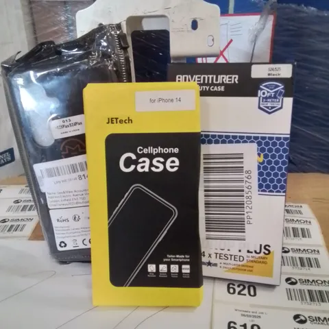 PALLET CONTAINING A LARGE QUANTITY OF PHONE CASES,SCREEN PROTECTORS 