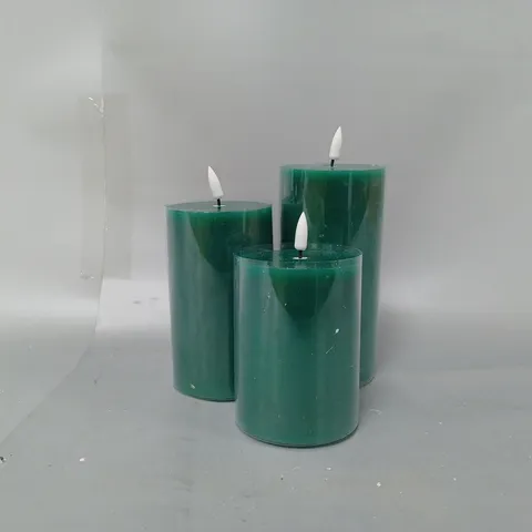 BOXED HOME REFLECTIONS RECHARGEABLE LED CANDLES IN GREEN 