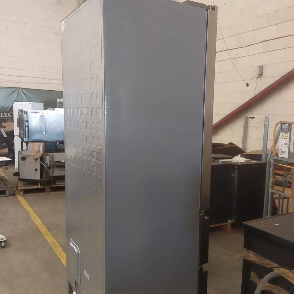 HISENSE PUREFLAT RF632N4WIF FRIDGE FREEZER - STAINLESS STEEL